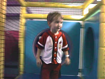 bday0002.JPG (81920 bytes)