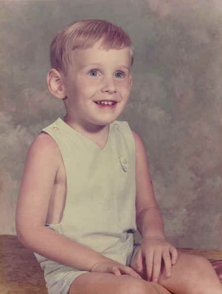 Chris age 4.jpg (1167142 bytes)