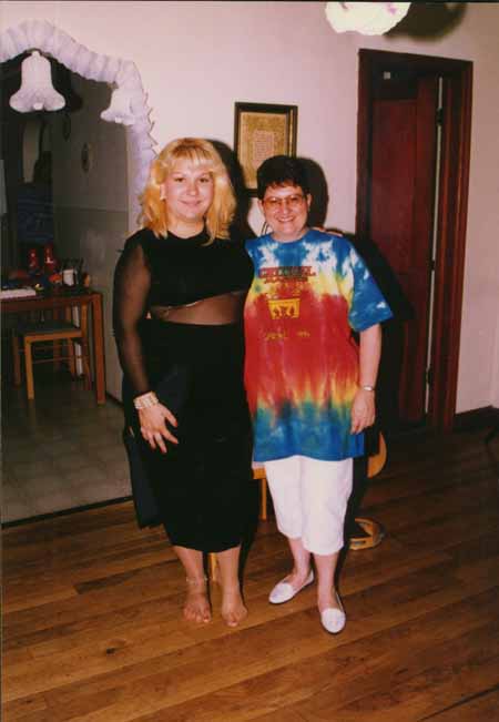 crystal - jo - #2 copy.jpg (22987 bytes)