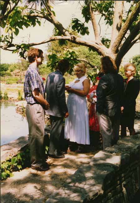 crystal putting ring on chris copy.jpg (44396 bytes)